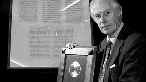 Zmarł producent muzyczny George Martin, tzw. piąty Beatles