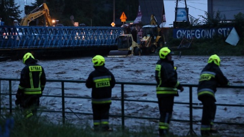 Zamknięty most na Zakopiance, podtopione wsie na Podhalu