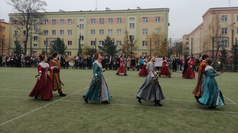 Obchody rocznicy odzyskania niepodległości w VII LO w Bydgoszczy [wideo]