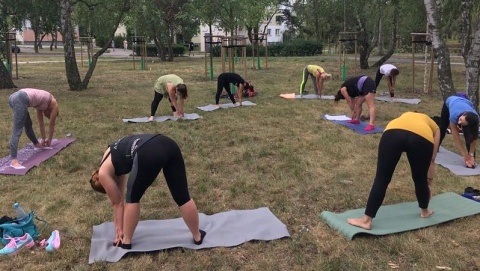 Zadbały o formę na świeżym powietrzu. Pilates dobry na wszystko