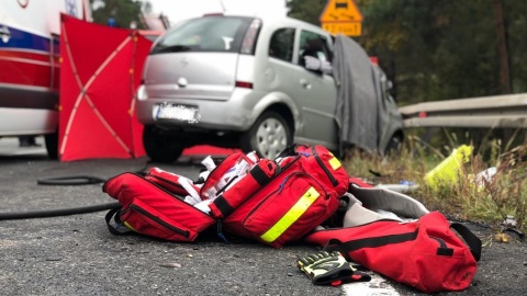 Kolejny tragiczny wypadek na DK10. Jedna osoba nie żyje, siedem jest rannych