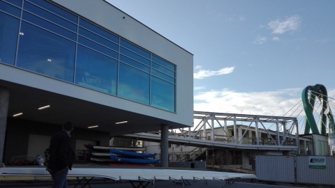 Hangar na łodzie, sale ćwiczeń, siłownie. Nowy budynek dla wioślarzy gotowy