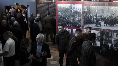 Zbliżenie na wolność. Unikatowe kadry z najważniejszych dni z życia Bydgoszczy