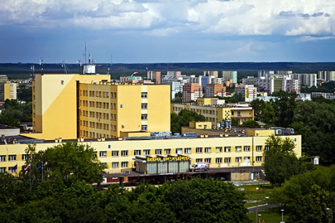 Szpital Biziela prosi o pomoc. Potrzeba środków ochrony: masek, gogli, fartuchów