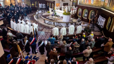 Sanepid żąda wyjaśnień od organizatorów urodzin Radia Maryja i od policji