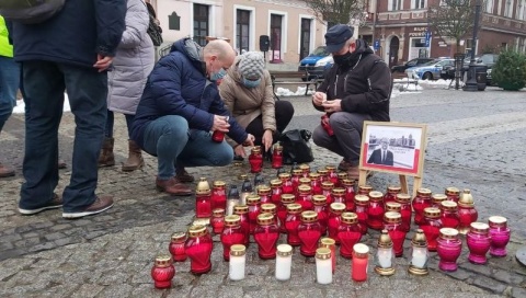 Serce ze światełek w rocznicę śmierci prezydenta Pawła Adamowicza