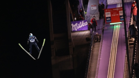 Puchar Świata w skokach - Triumf Austrii w Wiśle, Polacy tuż za podium