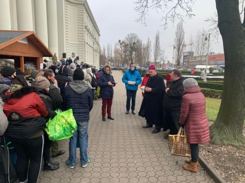 Wigilia dla ubogich w bydgoskiej Bazylice, czyli u Pana Boga za piecem