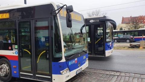 Zmiany, zmiany, zmiany Jak jeździć komunikacją miejską w Sylwestra i Nowy Rok