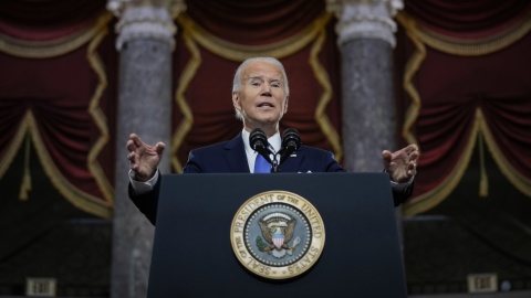 Rocznica ataku na Kapitol. Prezydent Joe Biden kontra były prezydent Donald Trump