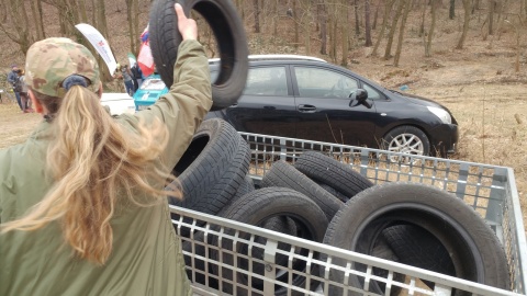 Wiosenne porządki na Wzgórzu Wolności w Bydgoszczy, bo kręci ich recykling