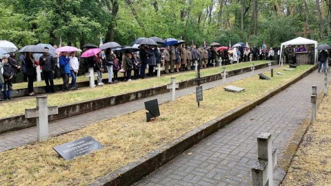 Niemiecki obóz przesiedleńczy w Smukale. Wspominamy tych, którzy tam zginęli