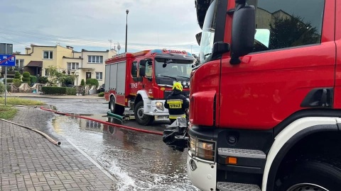 Zalane piwnice i garaże. Burze z gradem nad naszym regionem