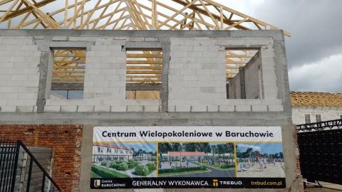 Integracja ludzi w różnym wieku. Budują Centrum Aktywności Rodzinnej