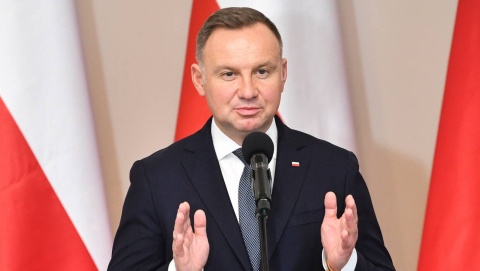 Prezydent podpisał ustawę wydłużającą kadencję samorządów