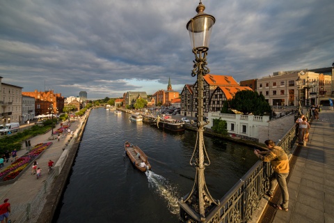 Bydgoszcz na kartach kalendarza. Klimatyczne zdjęcia Piotra Ulanowskiego [oglądaj]