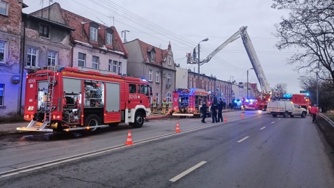 Pożar kamienicy przy Fordońskiej. W mieszkaniu wybuchła butla gazowa [zdjęcia]