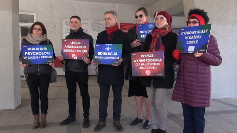 Lewica chce podwyżek dla nauczycieli i zmiany programu nauczania w szkołach [zdjęcia, wideo]