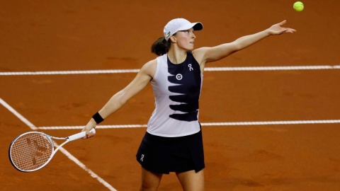 Iga Świątek bez straty seta melduje się w drugiej rundzie French Open