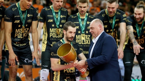 Jastrzębski Węgiel siatkarskim mistrzem Polski ZAKSA rozgromiona w trzecim starciu