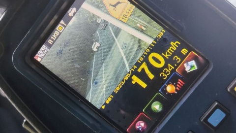 Pędził 170 km na godzinę krajową dziesiątką Mandat: 2,5 tysiąca złotych