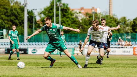 Olimpia Grudziądz trwoni przewagę. Niezwykle cenne zwycięstwo Unii Solec Kujawski