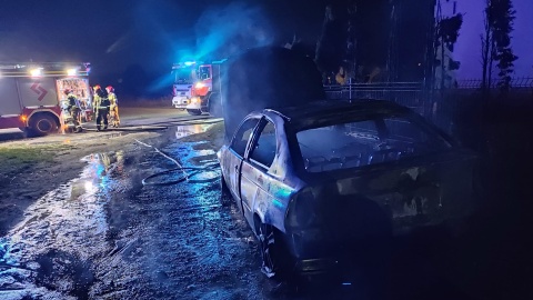 Pożar samochodów w Grudziądzu/fot. Komenda Miejska Państwowej Straży Pożarnej w Grudziądzu, Facebook