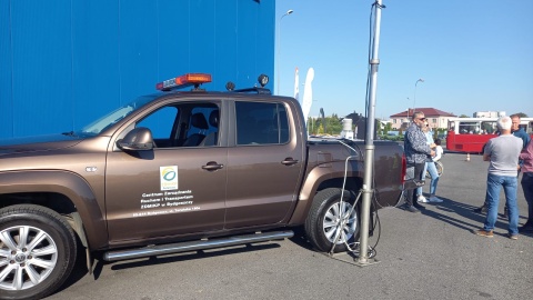 W bydgoskiej zajezdni MZK przeszłość stanęła obok przyszłości. Nowoczesny autobus elektryczny zajął miejsce obok zabytkowych pojazdów/fot: Agata Raczek