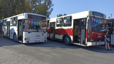 „Przystanek 100-lecie. Od omnibusów do elektryków” - to hasło pikniku zorganizowanego w sobotę przez MZK w Toruniu/fot. Monika Kaczyńska