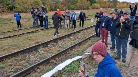 Pierwszy raz od 9 lat na stacji kolejowej Pruszcz Bagienica pojawił się pociąg/fot. Damian Klich