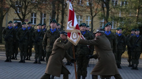 Generał brygady, doktor Witold Bartoszek przekazał obowiązki dowódcy I Pomorskiej Brygady Logistycznej Aleksandrowi Suchanowskiemu/fot: Jolanta Fischer