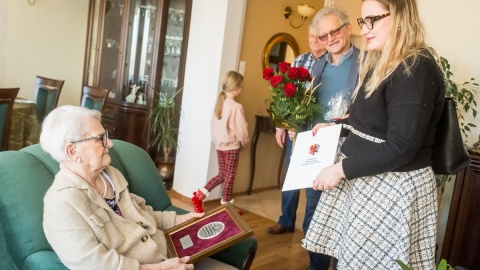 Wręczenie medalu Unitas Durat Marii Paczkowskiej, fot. Tomasz Czachorowski/eventphoto.com.pl