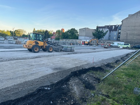 Trwa za długo, a handlujący tracą. Radny PiS o remoncie parkingu przy grudziądzkim targowisku