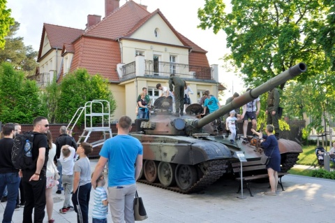 Uroczyste apele i festyny militarne. Święto Wojska Polskiego w regionie [program]