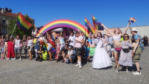 Marsz Równości przeszedł ulicami Włocławka. Była też kontrmanifestacja