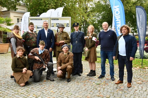 Gra terenowa i lekcja historii na świeżym powietrzu. Tak wyglądał festyn w Inowrocławiu