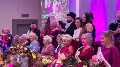 Wybory Miss 80+ cieszyły się sporym powodzeniem. Sala Politechniki Bydgoskiej była pełna. / Fot. Olfactorium