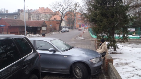 Archiwum bydgoskiej Straży Miejskiej jest mnóstwo przypadków niewłaściwego parkowania/fot. Straż Miejska Bydgoszcz