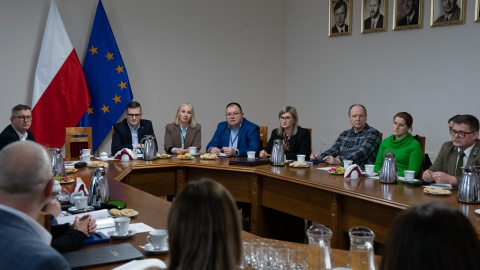 Wideorejestratory, tablice i więcej patroli. Wszystko po to, by na S10 było bezpieczniej